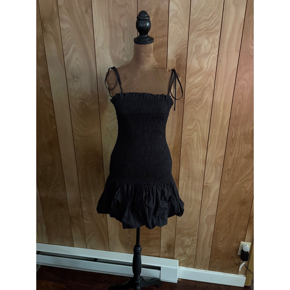 En Saison Black Smocked Bubble Hem‎ Mini Dress XS Tie Strap Ruffle Square Neck